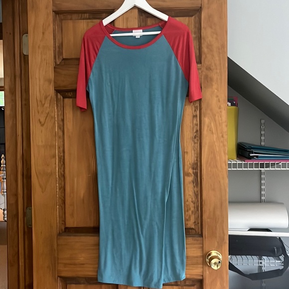 LulaRoe Julia Dress size Medium - Picture 2 of 3